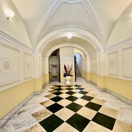 Maison Flores Deluxe Bari