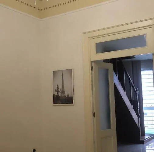 Maison Flores Deluxe Appartamento *